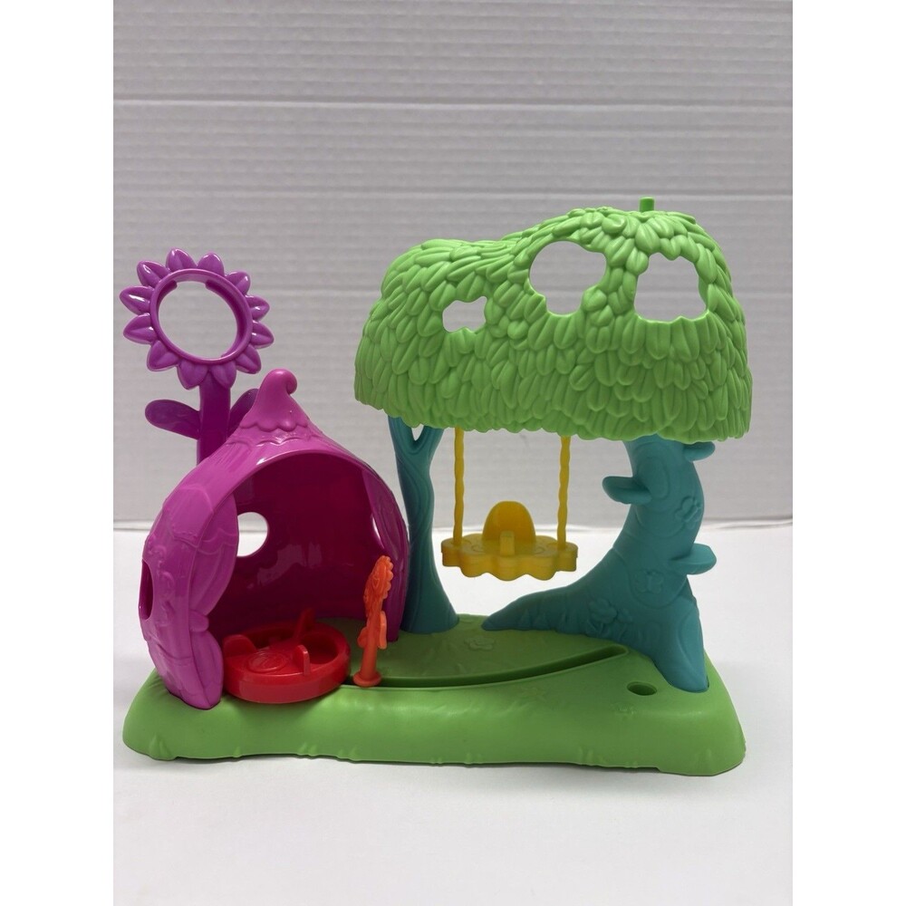 Fisher Price - Imaginext - Trolls Flower Fun Campsite